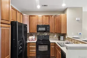 8391 Stonybridge Cir, Highlands Ranch, CO 80126 - Photo 12