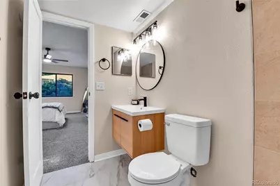 906 S Walden Street #104, Aurora, CO 80017 - Photo 16