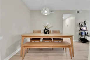 906 S Walden St, Aurora, CO 80017 - Photo 6