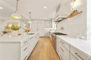 678 S Vine St, Denver, CO 80209 - Photo 12