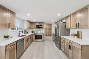 7901 S Corona Way, Littleton, CO 80122 - Photo 2