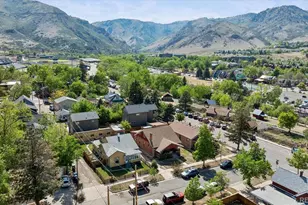 1106 Cheyenne St, Golden, CO 80401 - Photo 28