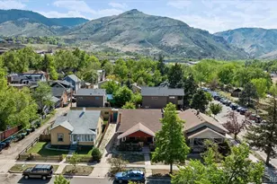 1106 Cheyenne St, Golden, CO 80401 - Photo 2