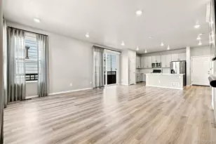 18292 E Kansas Pl, Aurora, CO 80017 - Photo 4