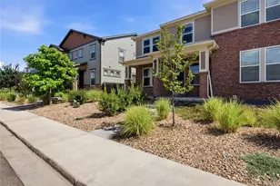 18292 E Kansas Pl, Aurora, CO 80017 - Photo 2