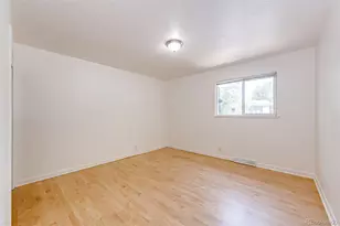 110 W Princeton Ave, Englewood, CO 80110 - Photo 12
