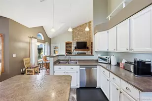 9342 Cornell Cir, Highlands Ranch, CO 80130 - Photo 14