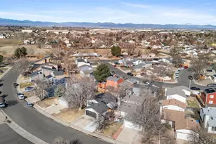 1635 Ensenada Way, Aurora, CO 80011 - Photo 40