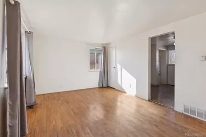 1951 S Dahlia Street, Denver, CO 80222 - Photo 4