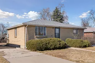 1951 S Dahlia St, Denver, CO 80222 - Photo 2
