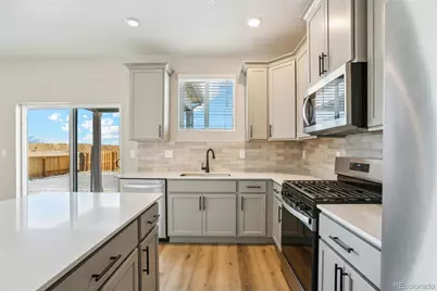 17883 E 94th Place, Commerce City, CO 80022 - Photo 4