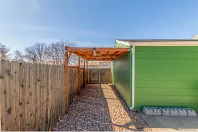 19583 E Buchanan Place, Aurora, CO 80011 - Photo 26