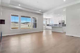 1327 Oleander St, Castle Rock, CO 80109 - Photo 2