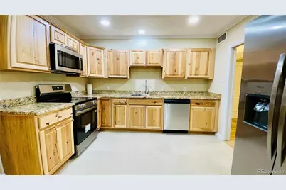 903 Quentin Street, Aurora, CO 80011 - Photo 6
