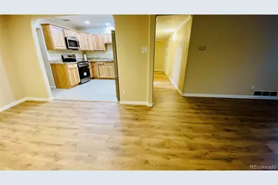 903 Quentin Street, Aurora, CO 80011 - Photo 12