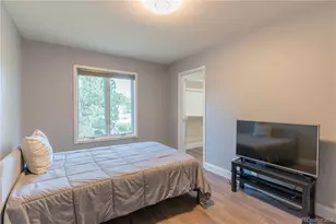 8095 S Oak Hill Cir, Aurora, CO 80016 - Photo 38