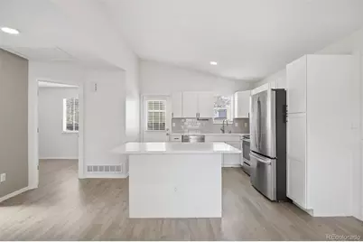 4677 S Pagosa Way, Aurora, CO 80015 - Photo 10