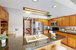 2522 E 123rd Dr, Thornton, CO 80241 - Photo 10