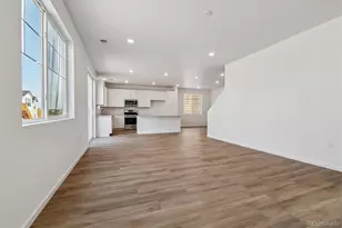 469 S Salida St, Aurora, CO 80017 - Photo 16