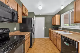 18004 E Atlantic Dr, Aurora, CO 80013 - Photo 8