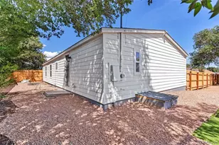 2206 W 16th St, Pueblo, CO 81003 - Photo 32