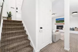 7175 S Penrose Ct, Centennial, CO 80122 - Photo 20