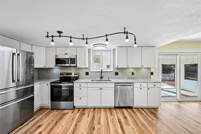 3145 S Akron Street, Denver, CO 80231 - Photo 4