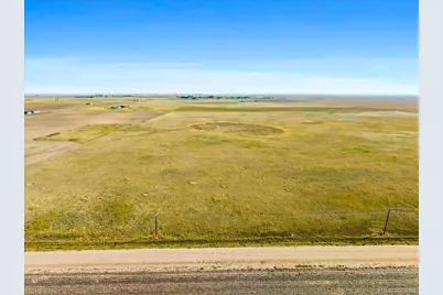 70044 E 38th Avenue, Byers, CO 80103 - Photo 2