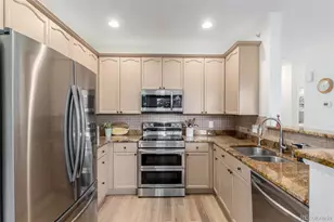 8445 S Holland Way, Littleton, CO 80128 - Photo 14