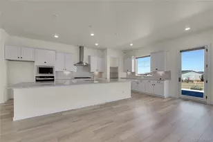 8538 S Quatar St, Aurora, CO 80016 - Photo 12