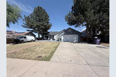 4578 Granby Way, Denver, CO 80239 - Photo 2