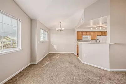 5726 N Genoa Way #301, Aurora, CO 80019 - Photo 12