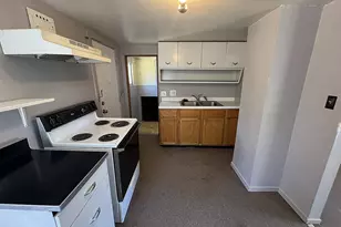 4959 Beach Ct, Denver, CO 80221 - Photo 8