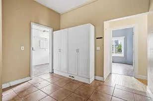 5596 S Sycamore St, Littleton, CO 80120 - Photo 8