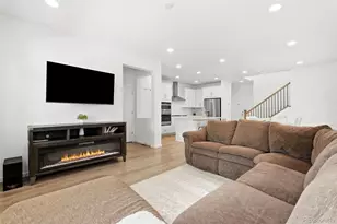 9915 Matchless St, Littleton, CO 80125 - Photo 12