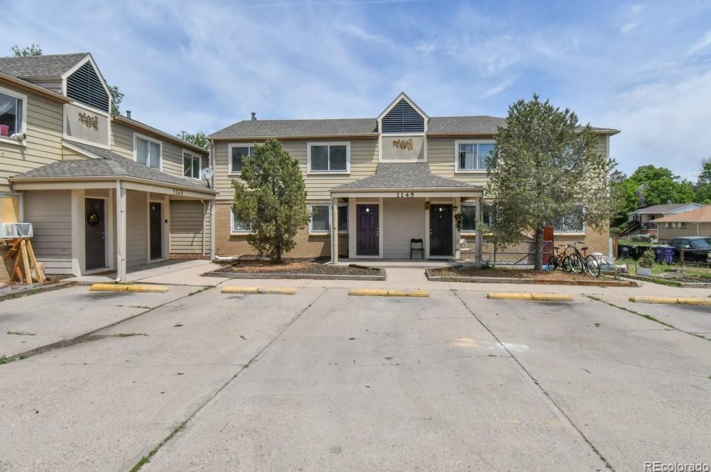1145 Rosemary St, Denver CO  80220-3100 exterior