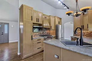 4064 S Willow Way, Denver, CO 80237 - Photo 12