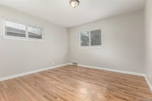 1933 Alton St, Aurora, CO 80010 - Photo 18