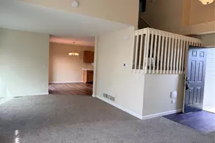 19106 E Carmel Cir, Aurora, CO 80011 - Photo 6