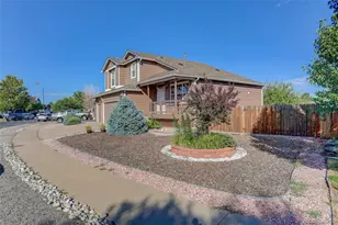 5067 Crystal Way, Denver, CO 80239 - Photo 2