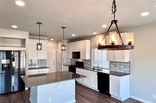 5364 Walden Ct, Denver, CO 80249 - Photo 6