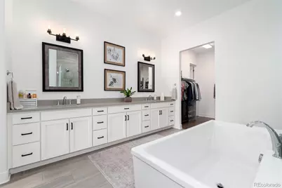 27810 E Lakeview Drive, Aurora, CO 80016 - Photo 26