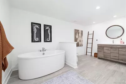 27810 E Lakeview Drive, Aurora, CO 80016 - Photo 38