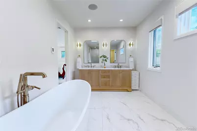339 Cook Street, Denver, CO 80206 - Photo 32