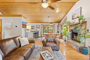 29866 Woods Dr, Evergreen, CO 80439 - Photo 14