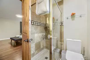 2901 S Madison St, Denver, CO 80210 - Photo 18