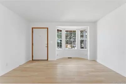 10505 Madison Way, Northglenn, CO 80233 - Photo 6