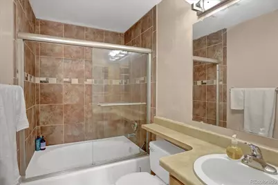 10263 E Peakview Avenue #C201, Englewood, CO 80111 - Photo 12