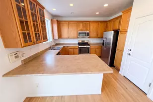 10253 Uravan St, Commerce City, CO 80022 - Photo 2