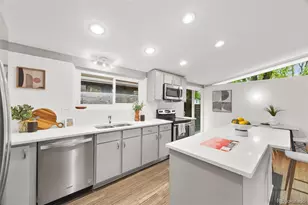 2550 S Newton St, Denver, CO 80219 - Photo 10
